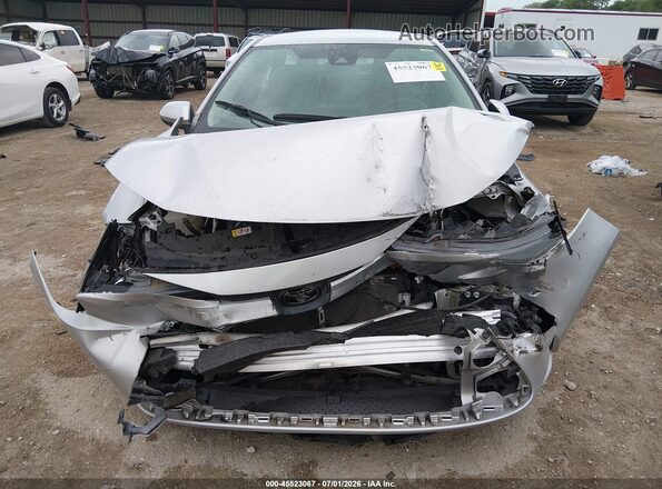 5YFEPMAE1NP298056 2022 TOYOTA COROLLA Silver Вид спереду