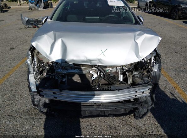 5YFEPMAE1NP326048 2022 TOYOTA COROLLA Silver Vista frontal