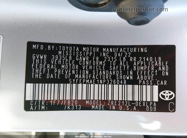 5YFEPMAE1NP326048 2022 TOYOTA COROLLA Silver Vista del compartimento del motor