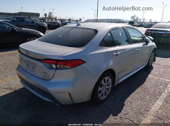 5YFEPMAE1NP326048 2022 TOYOTA COROLLA Silver Trasero derecho