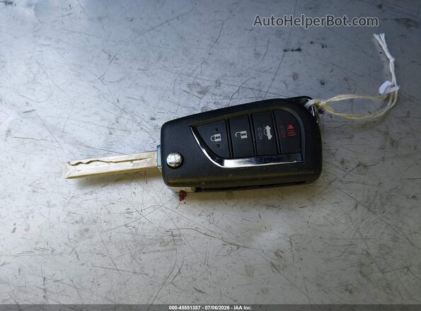 5YFEPMAE1NP326048 2022 TOYOTA COROLLA Silver Vista del salpicadero