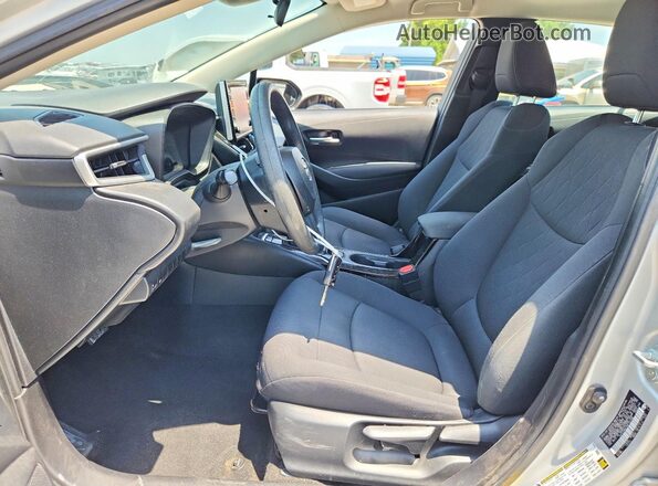 5YFEPMAE2MP191788 2021 TOYOTA COROLLA Silver Widok wnętrza z przodu