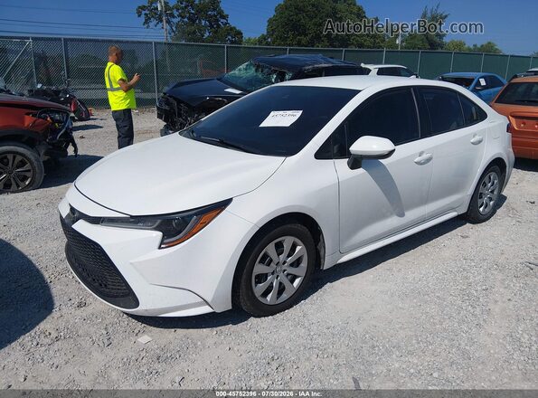 5YFEPMAE2MP192018 2021 TOYOTA COROLLA Белый Передняя левая четверть