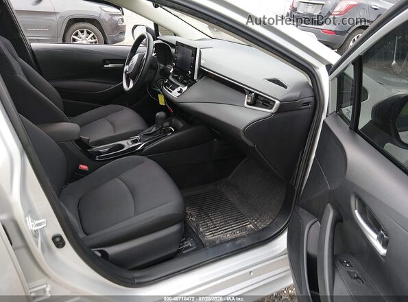5YFEPMAE3MP249875 2021 TOYOTA COROLLA Silver Front interior view