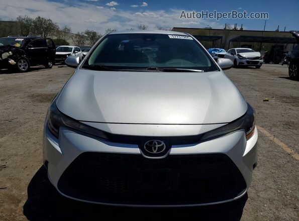 5YFEPMAE3MP253909 2021 TOYOTA COROLLA Silver Widok z przodu