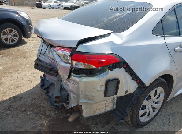 5YFEPMAE3NP283901 2022 TOYOTA COROLLA Серебряный 