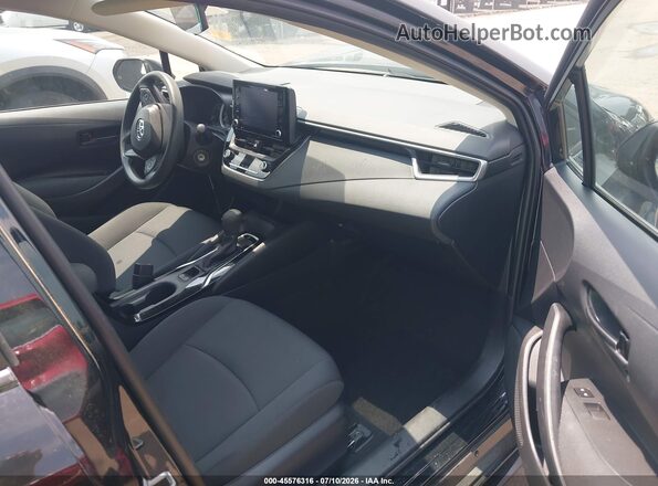 5YFEPMAE3NP285275 2022 TOYOTA COROLLA Black Widok wnętrza z przodu