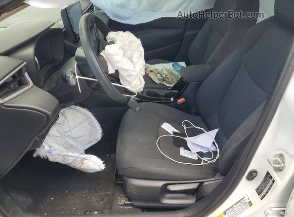 5YFEPMAE3NP390611 2022 TOYOTA COROLLA White Widok wnętrza z przodu