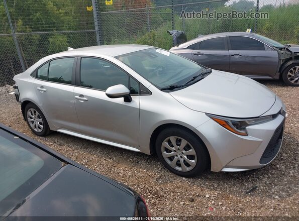 5YFEPMAE4MP222930 2021 TOYOTA COROLLA Серебряный Вид задней части салона