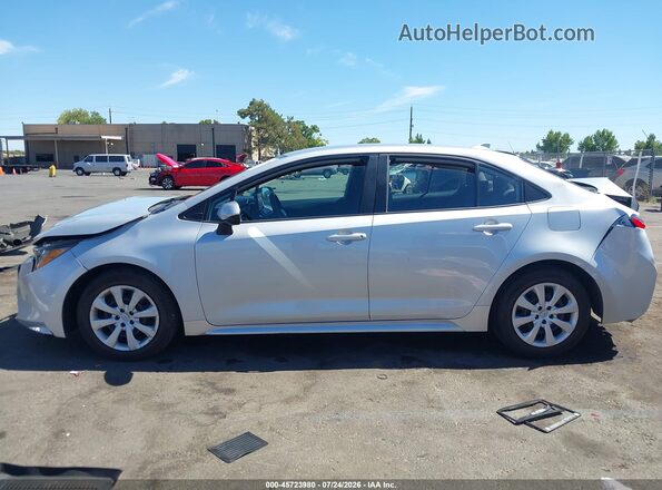 5YFEPMAE4NP319501 2022 TOYOTA COROLLA Серебряный Панорамный вид салона 360°