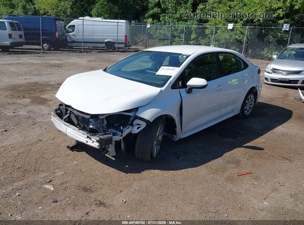 5YFEPMAE4NP355950 2022 TOYOTA COROLLA Белый Передняя левая четверть