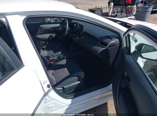 5YFEPMAE4NP355950 2022 TOYOTA COROLLA Белый Вид салона спереди