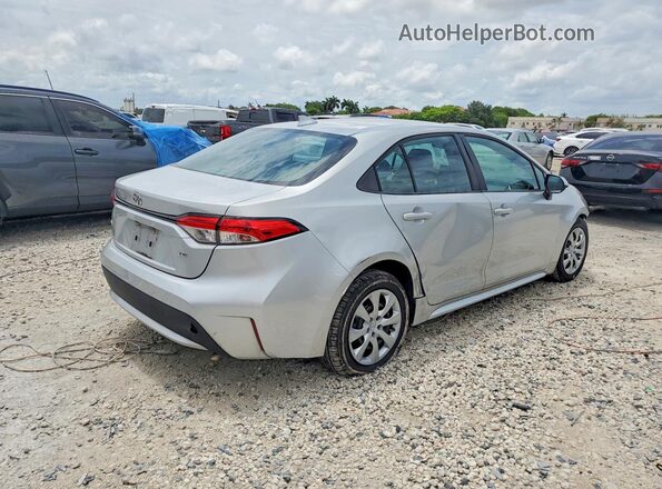 5YFEPMAE4NP369704 2022 TOYOTA COROLLA Silver Trasero derecho