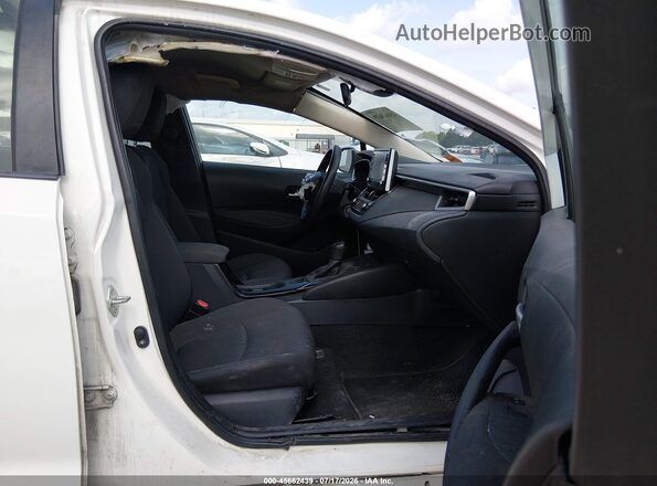 5YFEPMAE6MP184875 2021 TOYOTA COROLLA White Front interior view