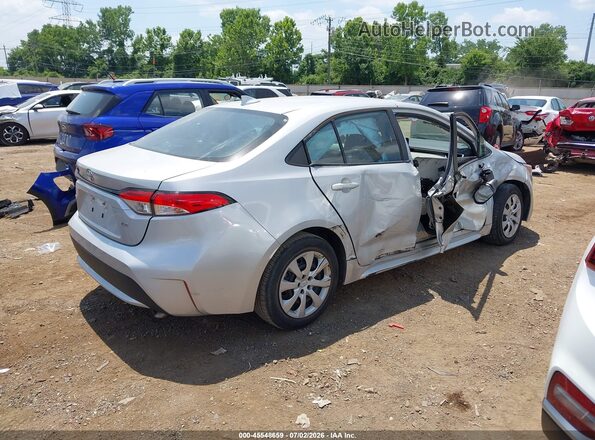 5YFEPMAE6NP327356 2022 TOYOTA COROLLA Silver Trasero derecho