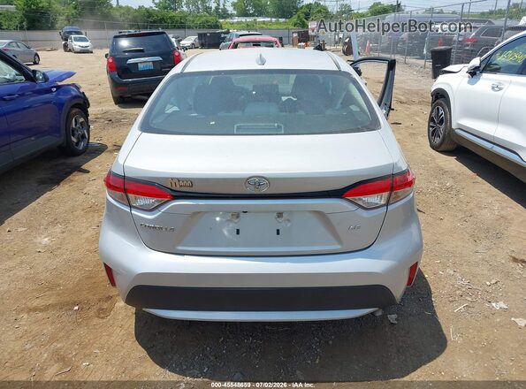 5YFEPMAE6NP327356 2022 TOYOTA COROLLA Silver 