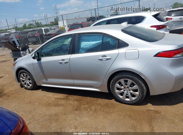 5YFEPMAE6NP327356 2022 TOYOTA COROLLA Silver Vista interior de 360 grados