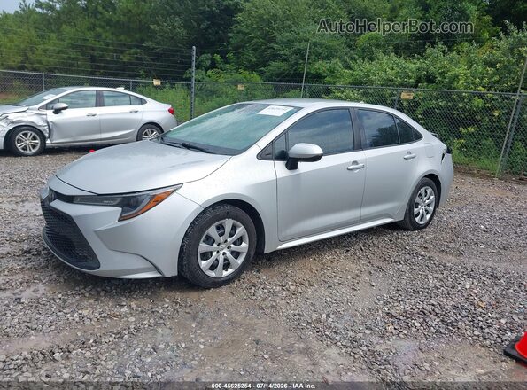 5YFEPMAE7MP207807 2021 TOYOTA COROLLA Silver Передня ліва чверть