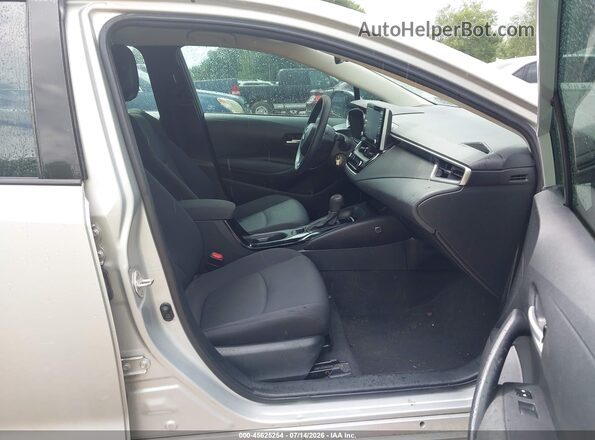 5YFEPMAE7MP207807 2021 TOYOTA COROLLA Silver Вид салону спереду