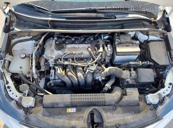 5YFEPMAE7NP391342 2022 TOYOTA COROLLA White Rear interior view