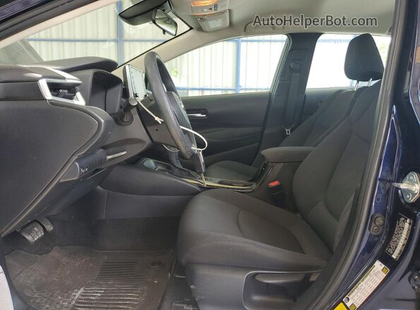5YFEPMAE8MP160495 2021 TOYOTA COROLLA Синий Вид салона спереди