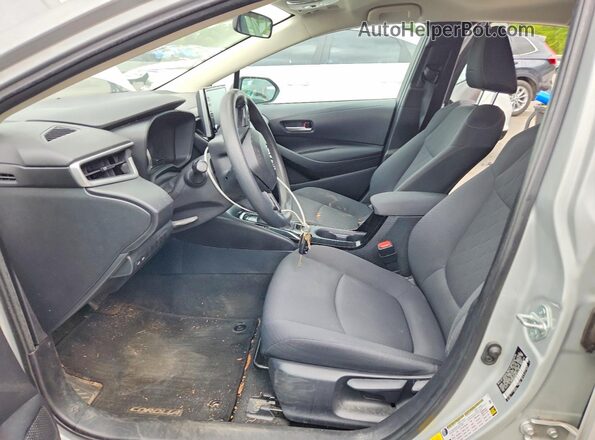 5YFEPMAE8MP177118 2021 TOYOTA COROLLA Silver Вид салону спереду