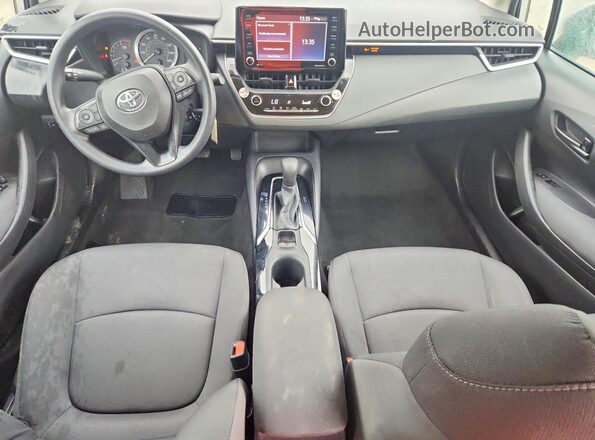 5YFEPMAE8NP382987 2022 TOYOTA COROLLA Серебряный Вид панели приборов