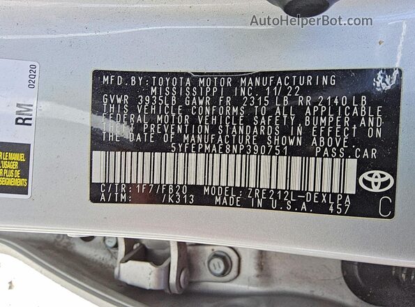 5YFEPMAE8NP390751 2022 TOYOTA COROLLA Silver Vista del compartimento del motor