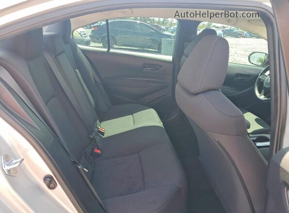 5YFEPMAE9NP392055 2022 TOYOTA COROLLA Silver უკანა სავარძლების ხედი