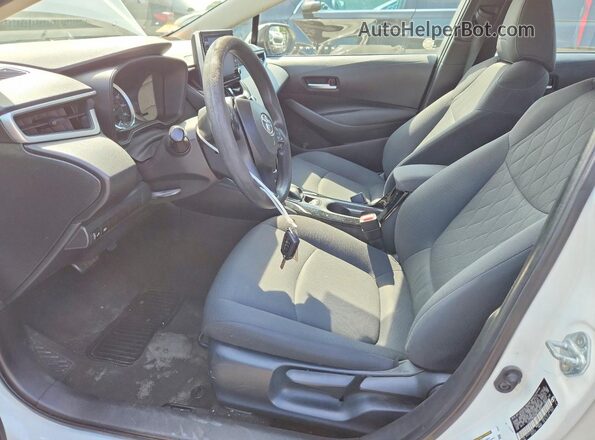5YFEPMAEXMP237027 2021 TOYOTA COROLLA White Սալոնի դիմացի տեսք