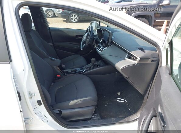 5YFEPMAEXNP375796 2022 TOYOTA COROLLA White Вид салону спереду