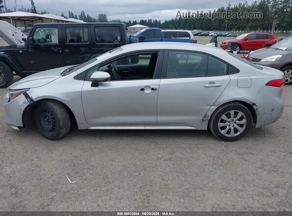 5YFEPRAE3LP090058 2020 TOYOTA COROLLA Silver Rear interior view