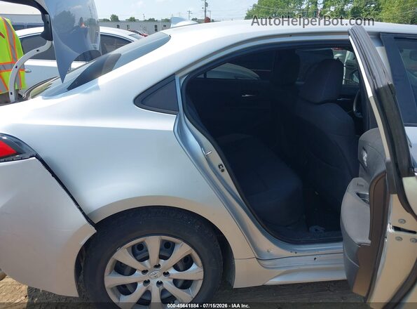 5YFEPRAE5LP078235 2020 TOYOTA COROLLA Silver Widok tylnych siedzeń