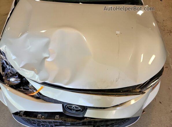 5YFEPRAE7LP068824 2020 TOYOTA COROLLA Silver Rear interior view