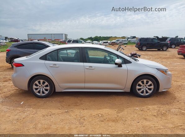 5YFEPRAE8LP029952 2020 TOYOTA COROLLA Silver Вид задньої частини салону