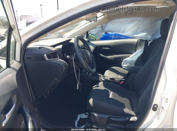 5YFEPRAE8LP146558 2020 TOYOTA COROLLA White Widok wnętrza z przodu