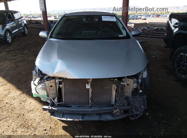 5YFEPRAEXLP011601 2020 TOYOTA COROLLA Silver Widok wnętrza z tyłu