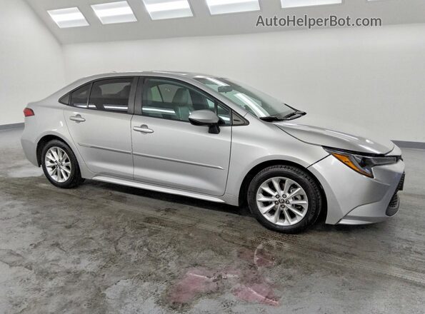5YFHPMAE1MP152963 2021 TOYOTA COROLLA Silver Front right