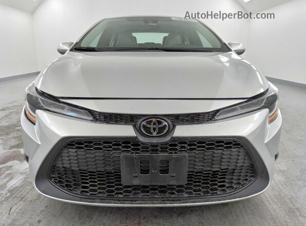 5YFHPMAE1MP152963 2021 TOYOTA COROLLA Silver Front view