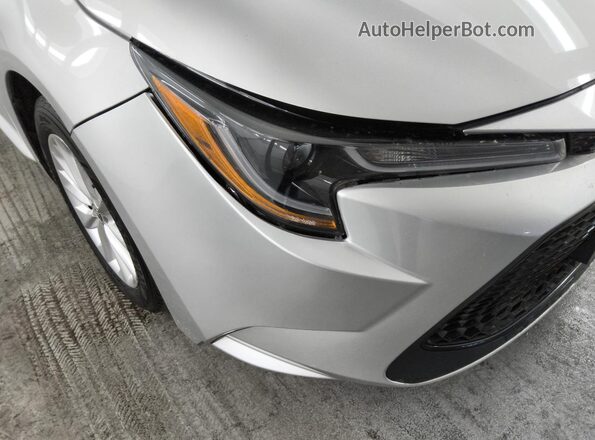5YFHPMAE1MP152963 2021 TOYOTA COROLLA Silver 
