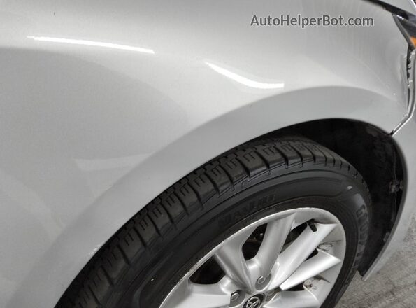 5YFHPMAE1MP152963 2021 TOYOTA COROLLA Silver 