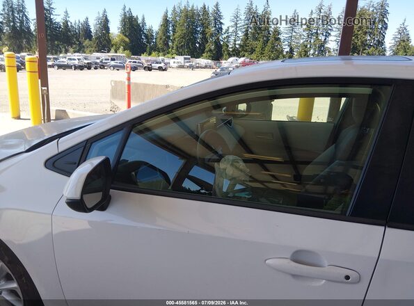 5YFHPRAE3LP008004 2020 TOYOTA COROLLA White 