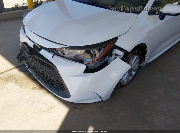 5YFHPRAE3LP008004 2020 TOYOTA COROLLA White Widok z przodu