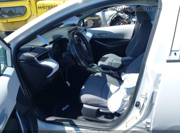 5YFP4MCE0RP203717 2024 TOYOTA COROLLA White Widok wnętrza z przodu