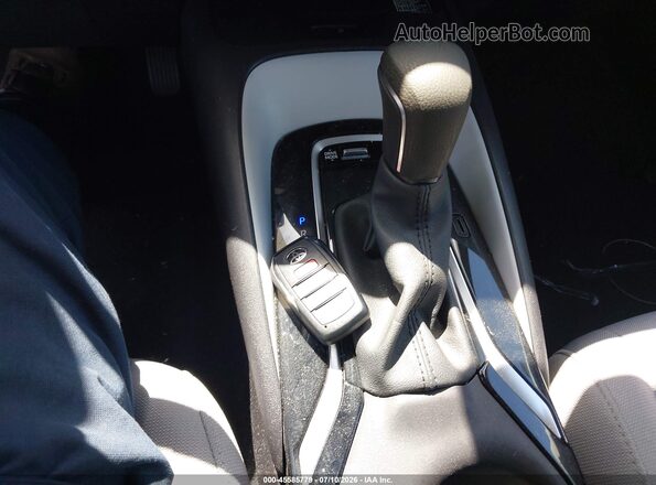 5YFP4MCE0RP203717 2024 TOYOTA COROLLA White Widok deski rozdzielczej