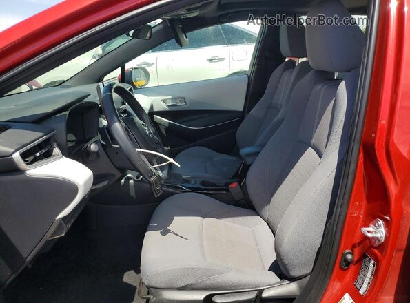 5YFP4MCE2MP061864 2021 TOYOTA COROLLA Red Widok wnętrza z przodu
