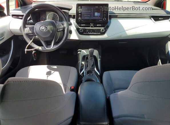 5YFP4MCE2MP061864 2021 TOYOTA COROLLA Red Widok deski rozdzielczej