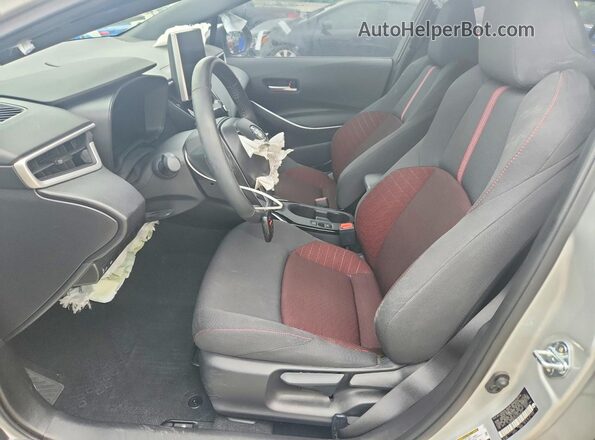 5YFP4MCE4SP236709 2025 TOYOTA COROLLA Silver Вид салону спереду