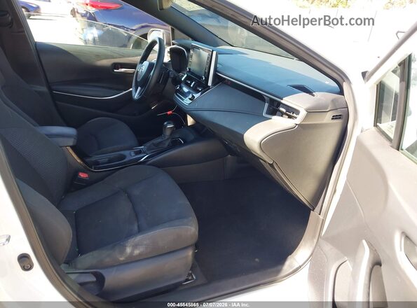 5YFP4MCE8MP085425 2021 TOYOTA COROLLA White Vista interior delantera
