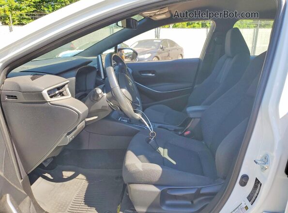 5YFS4MCE4MP060290 2021 TOYOTA COROLLA White Вид салону спереду